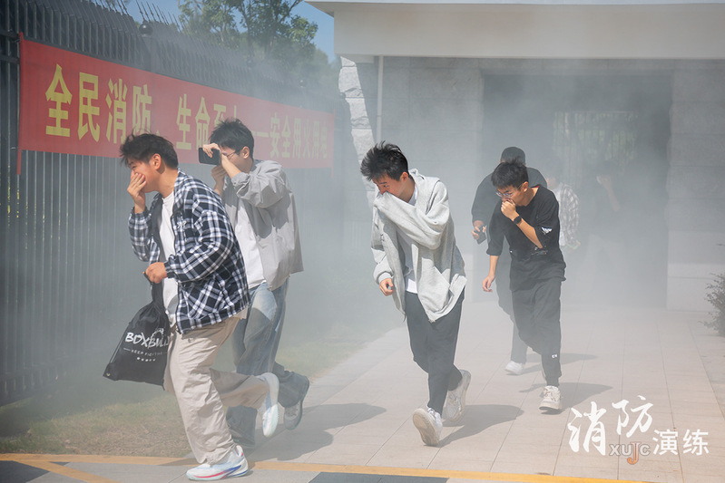 筑牢校园安全防线！我“嘉”这堂安全课超“...